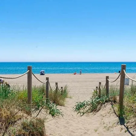 Apartment A 100m De Playa Piscina Y Todos Los Servicios