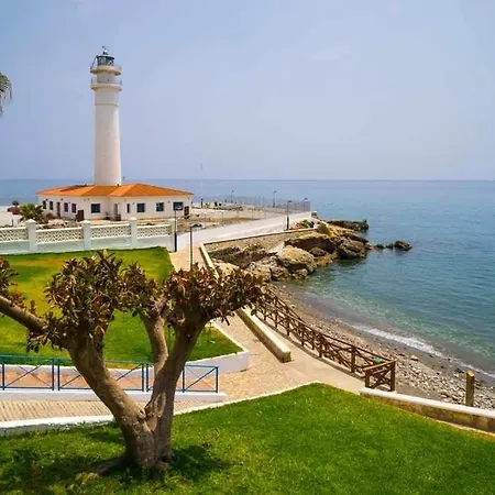 A 100m De Playa Piscina Y Todos Los Servicios Apartamento Torrox